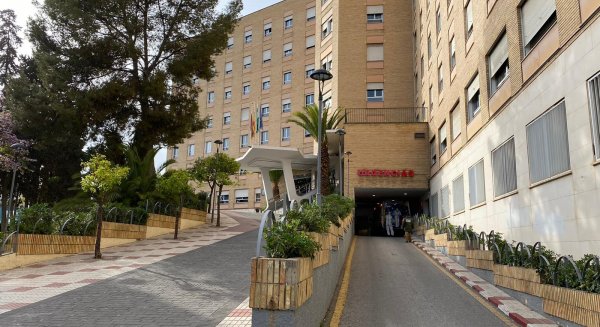 El Regional traslada dos especialidades a centros privados para atender a los afectados por Covid-19