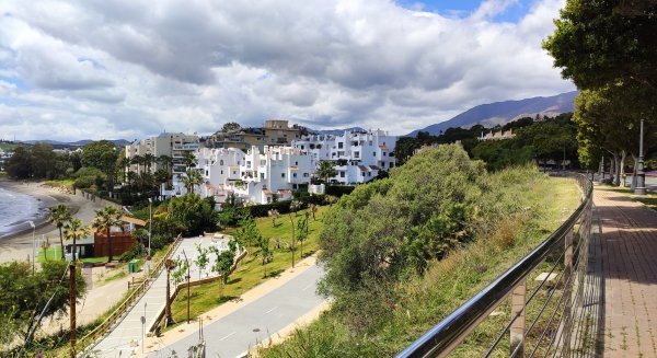 Estepona licita otro tramo de corredor litoral en la playa del Cristo