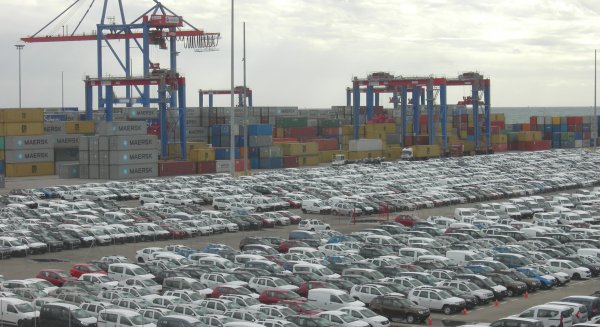 El Puerto de Málaga mantiene su operativa logística y recibirá 12 buques de mercancías del 23 al 30 de marzo