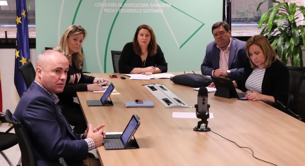La Junta solicita instrucciones claras sobre transporte, seguridad y suministro del sector agroalimentario