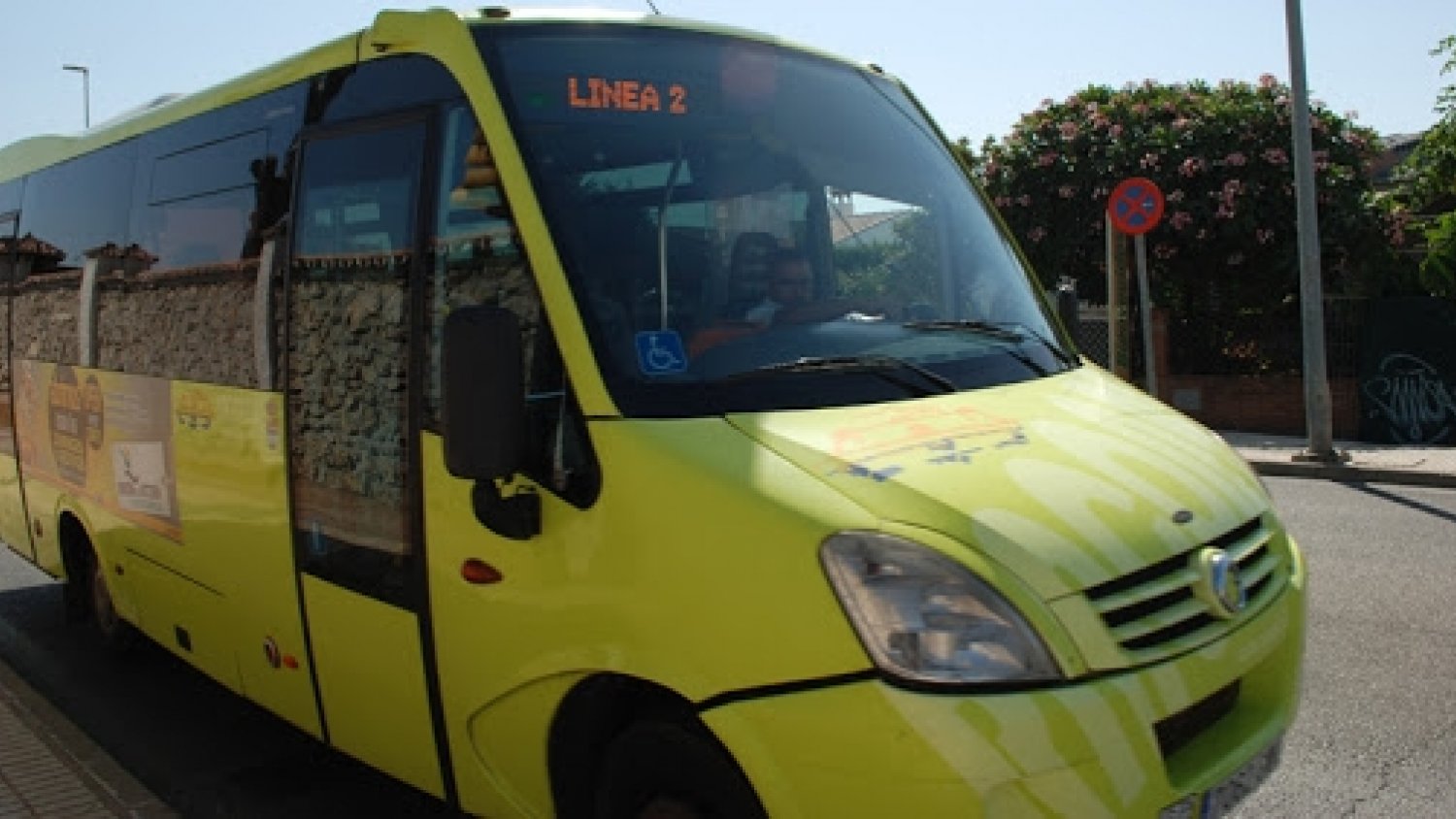 El servicio de transporte público urbano Rinconbus se mantiene al 50% con las líneas 1 y 2