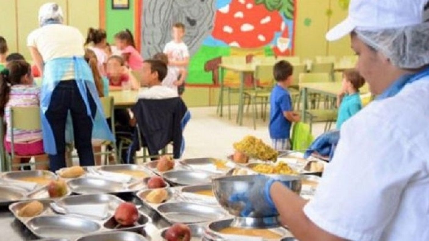 Educación garantizará las tres comidas a los escolares en riesgo de exclusión social