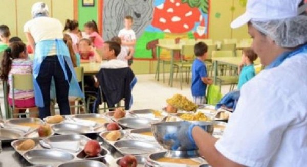 Educación garantizará las tres comidas a los escolares en riesgo de exclusión social