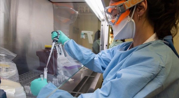 Escasea el material sanitario de prevención del contagio del coronavirus para los médicos en atención primaria