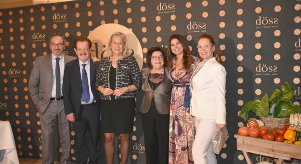 Döss Marbella recibe el apoyo de las instituciones provinciales en la presentación de su nueva temporada