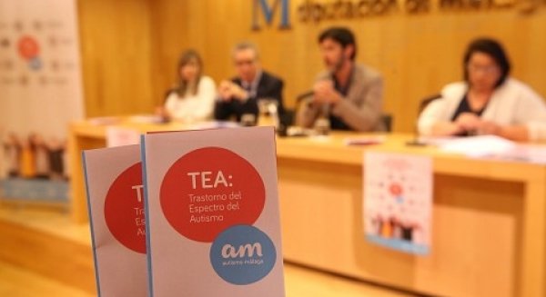 Diputación colabora con la Asociación Autismo Málaga para activar una campaña informativa sobre el TEA