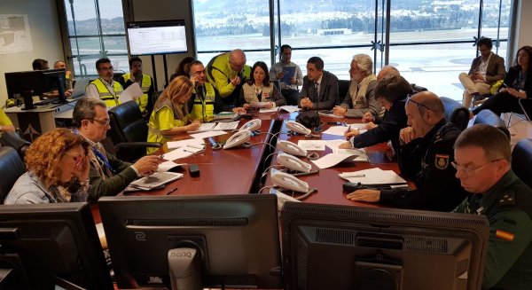 Unos 200 operativos ensayan en el Aeropuerto de Málaga un simulacro de emergencias de accidente