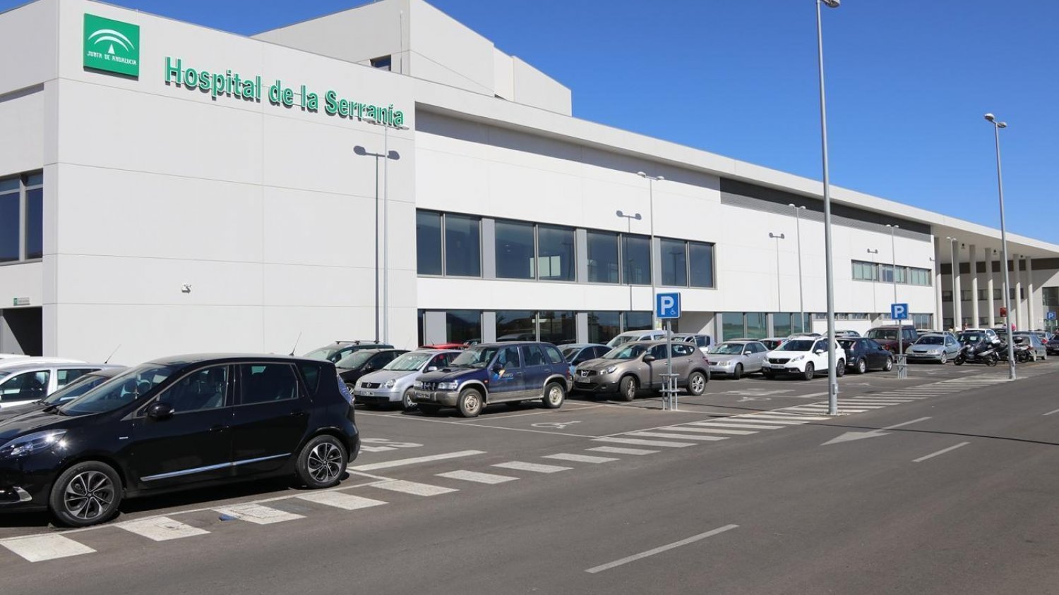 Adelante pide que todos los autobuses interurbanos de la Serranía de Ronda paren en el Hospital