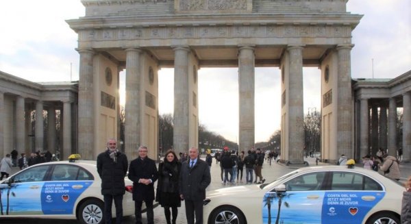 Turismo Costa del Sol estima en un millón y medio de impactos la campaña publicitaria de los taxis en Berlín
