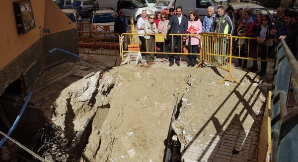 El PSOE exige colocar las pantallas antisónicas prometidas desde 2009 a los vecinos del Parque del Sur