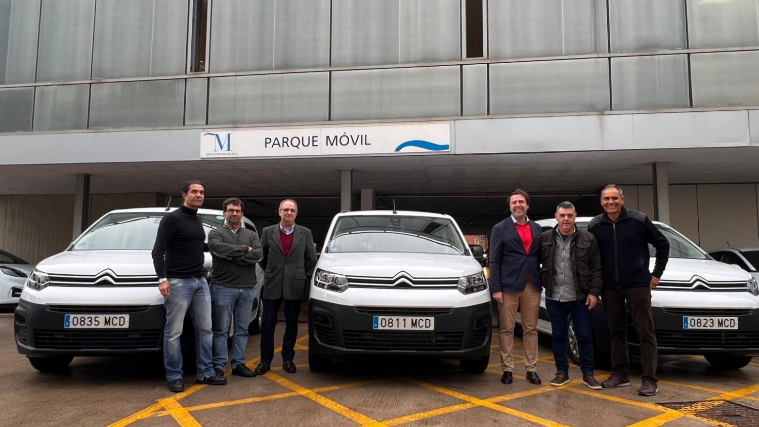 Diputación incorpora 50 vehículos eléctricos e híbridos autorrecargables a su flota del parque móvil
