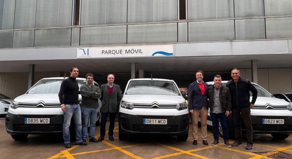 Diputación incorpora 50 vehículos eléctricos e híbridos autorrecargables a su flota del parque móvil