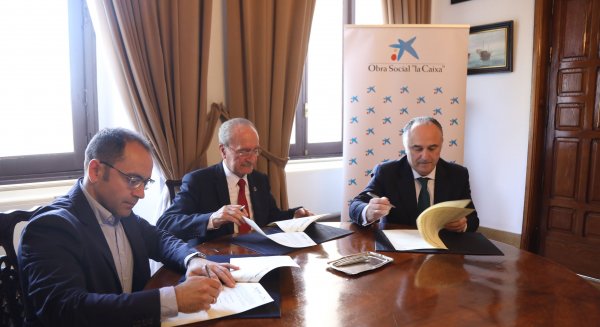 Ayuntamiento de Málaga y Caixabank acuerdan dar 30.000 euros a Cáritas para los afectados en Campanillas