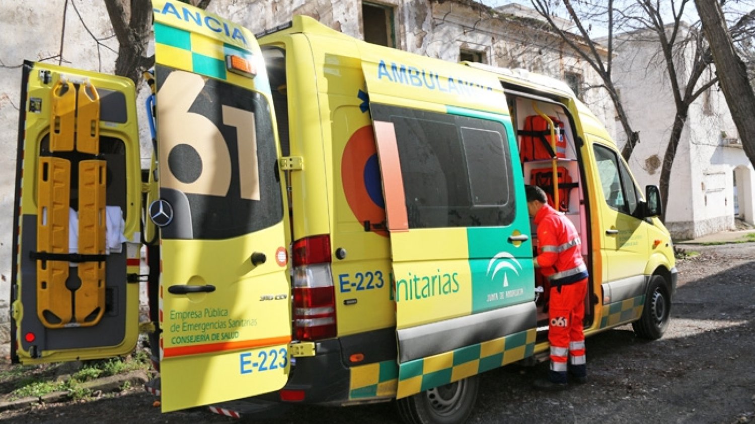 Los centros coordinadores del 061 atienden 37.272 llamadas en el puente de Andalucía
