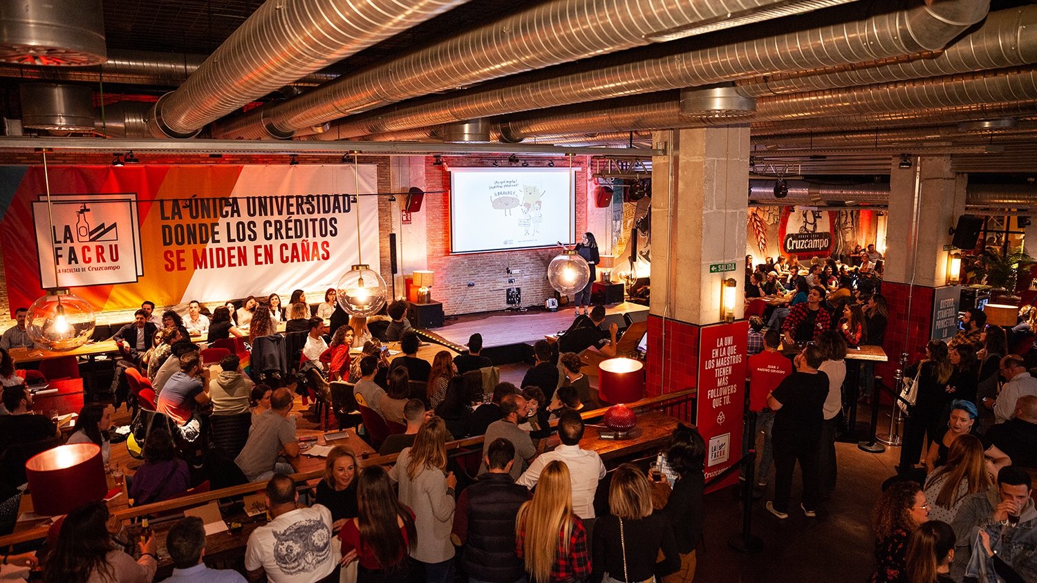 Cruzcampo presenta la Facru con una nueva cita de charlas y cultura cervecera dirigida a universitarios
