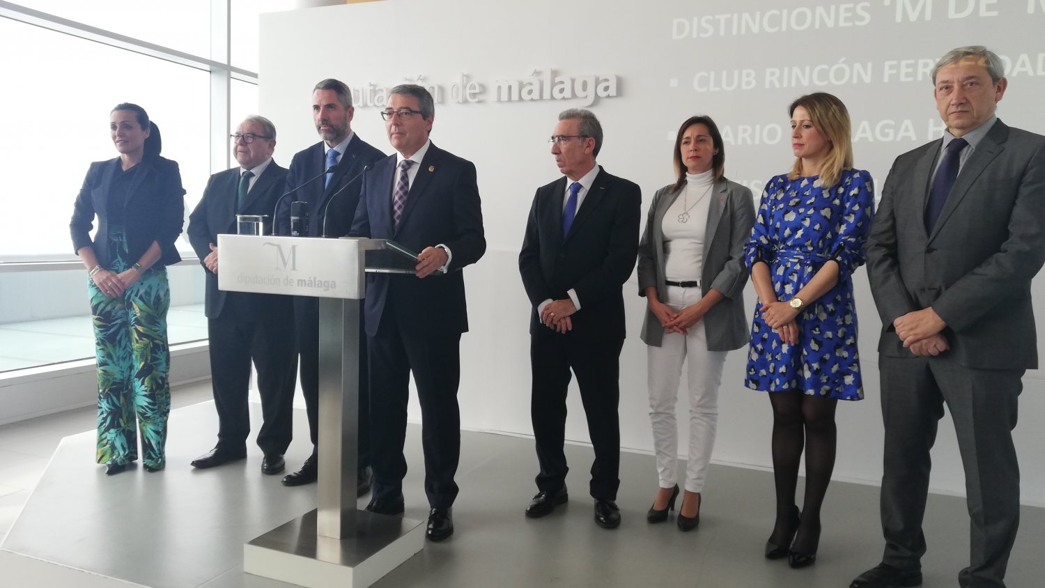 La Diputación entrega cuatro 'M de Málaga' apelando a que la ciudad no sería lo que es sin la labor de la sociedad civil