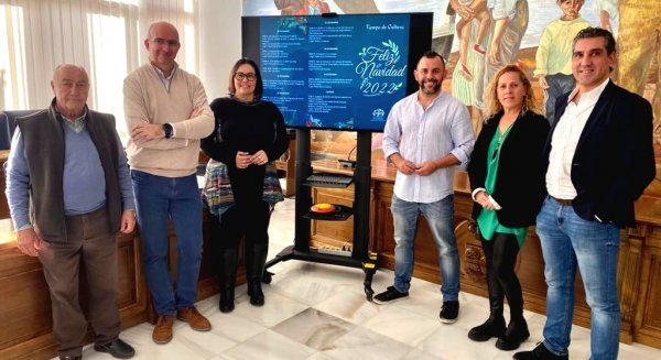 La cabalgata SSMM del Rincón de la Victoria reparte caramelos aptos para celíacos