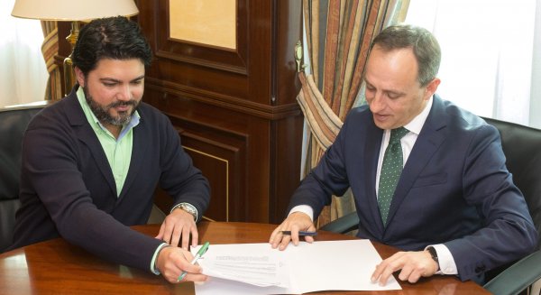 Unicaja Banco firma un convenio de colaboración con AJE Málaga para facilitar financiación a sus socios