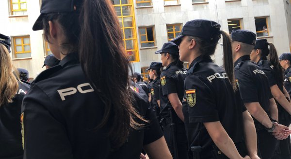 Detenida una joven de 20 años por estafar más de 15.000 euros a un anciano enfermo de alzheimer