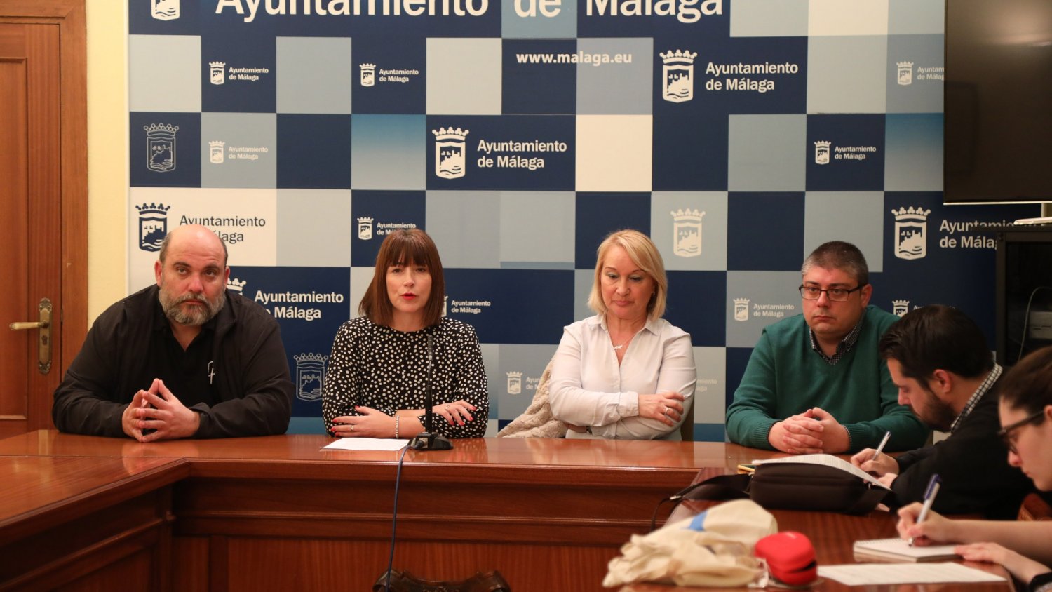 Más de 520 voluntarios ayudan a los damnificados por las inundaciones de Campanillas