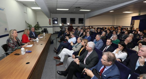 La alcaldesa de Marbella anima a colectivos y ciudadanos a participar en la creación del nuevo PGOU