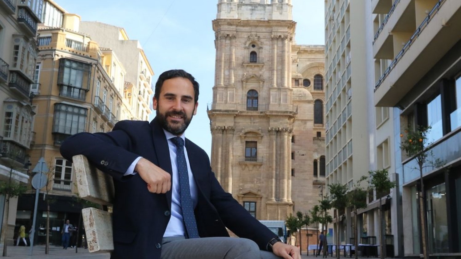 El PSOE exige a De la Torre que convoque 