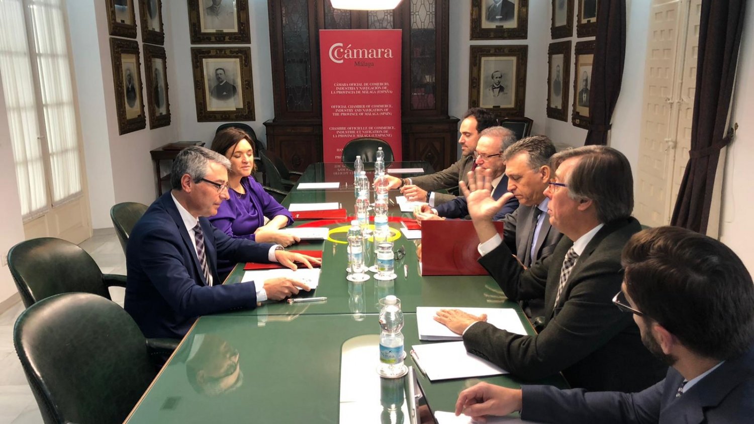 Salado destaca el valor de la Cámara de Comercio y de las empresas en la lucha contra la despoblación