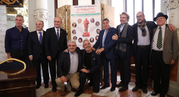 Málaga prepara una gala benéfica con humoristas para financiar la escultura de Chiquito de la Calzada