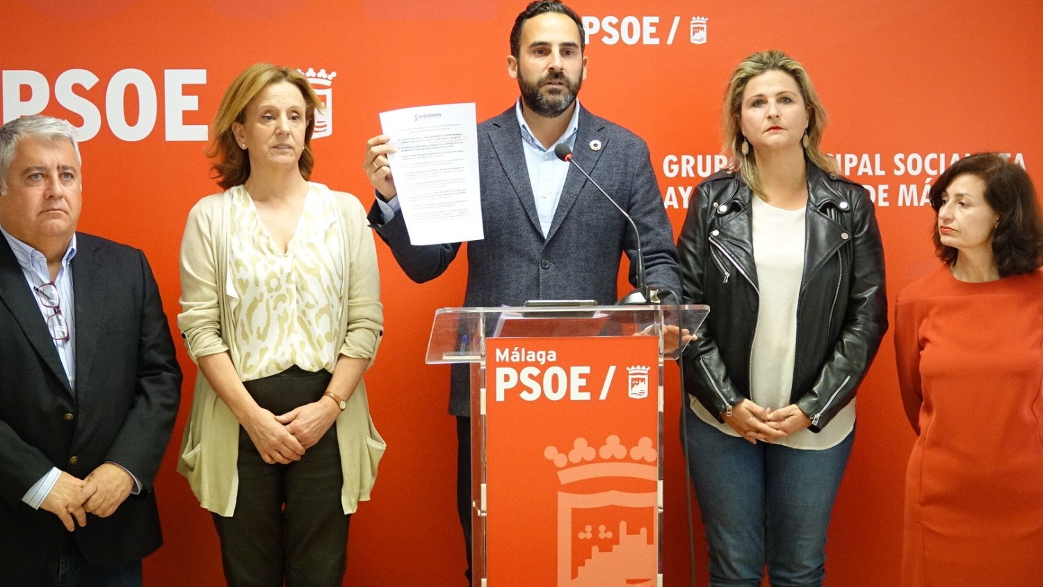 El PSOE exige a Cs condenar la 
