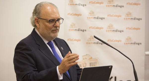 El gerente del SAS anuncia en Málaga una profunda reforma de Atención Primaria para el mes de marzo