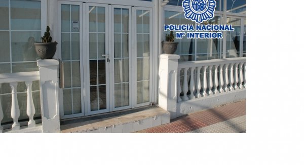 Detenidos dos hombres en Fuengirola como los autores de cinco robos con fuerza en chiringuitos del municipio