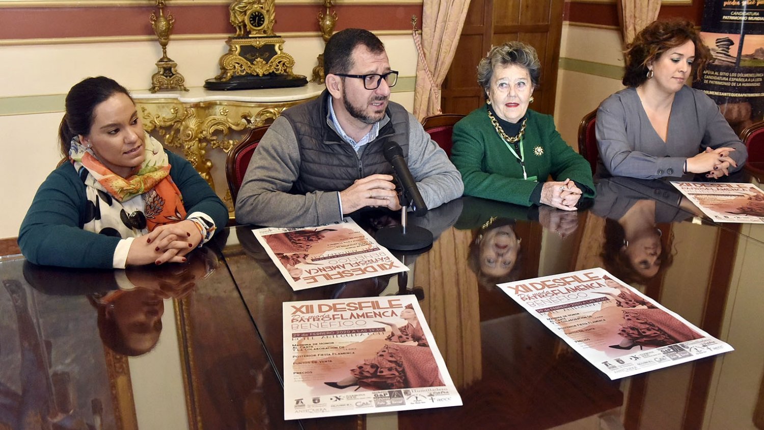 Antequera acoge el XII Desfile de Moda Flamenca a beneficio de la Asociación Española contra el Cáncer
