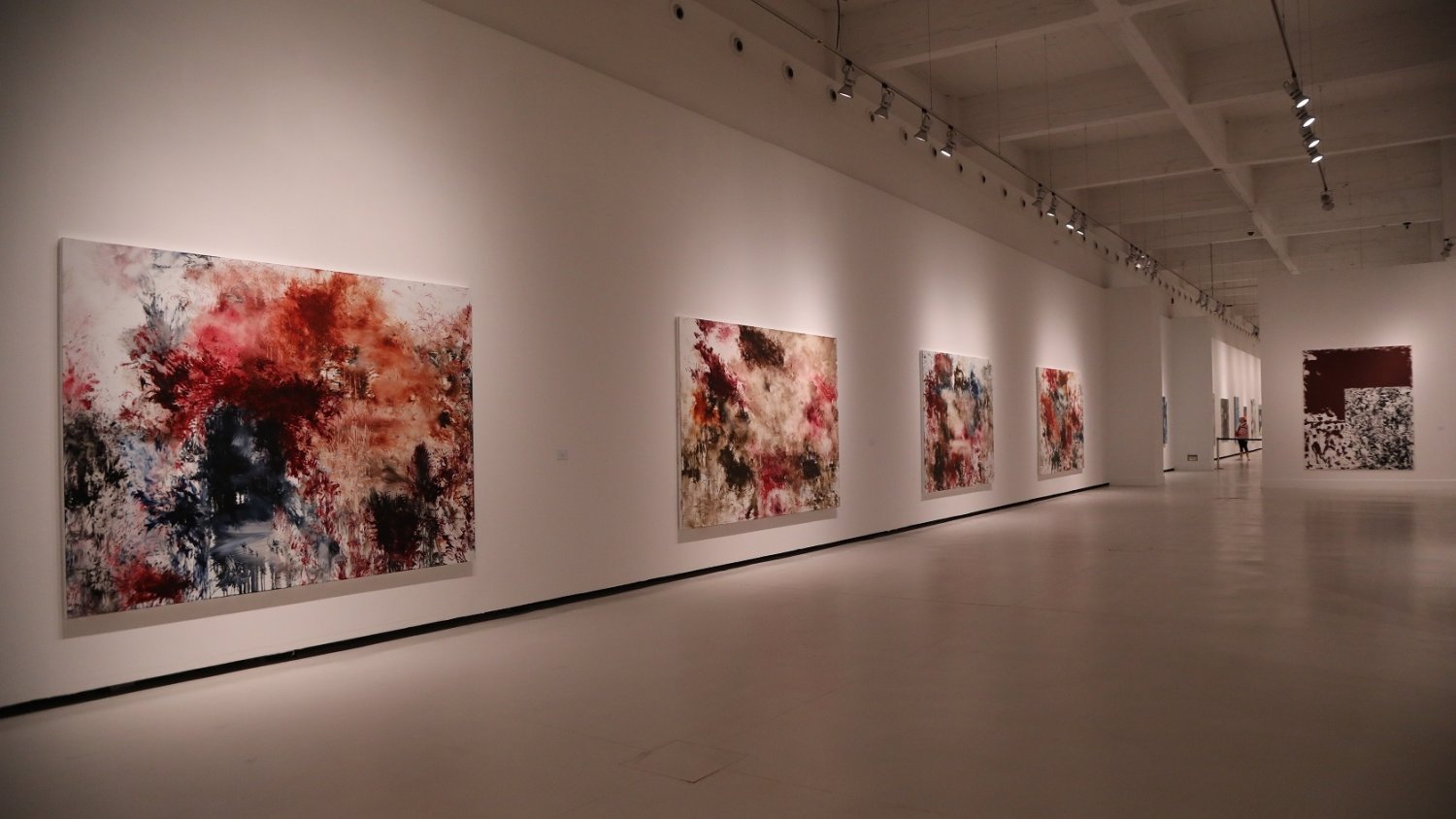 El CAC presenta por primera vez en Málaga la exposición 'Tomando distancia' del artista Carlos León