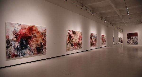 El CAC presenta por primera vez en Málaga la exposición 'Tomando distancia' del artista Carlos León