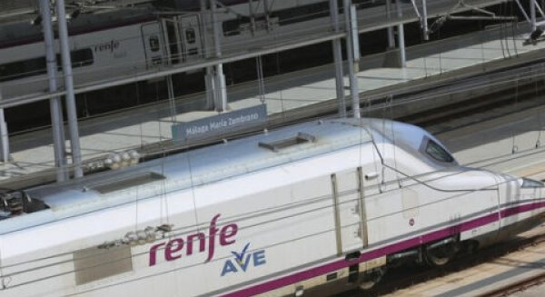Renfe oferta 415.000 plazas en trenes AVE y Larga Distancia para los días de Navidad y Año Nuevo