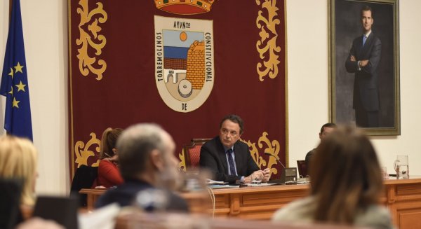 Torremolinos aprueba su nuevo Reglamento Orgánico Municipal para avanzar en autonomía y democracia
