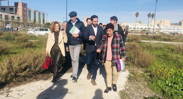 PSOE y Adelante Málaga exigen que el parque urbano ocupe toda la parcela de los terrenos de Repsol