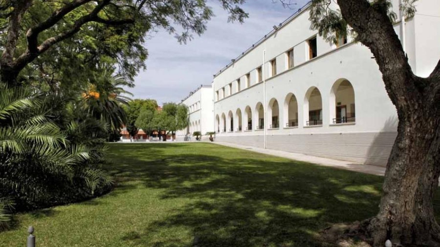 La Universidad Popular de Torremolinos abre un plazo extraordinario de matriculación a sus talleres