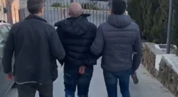 Detenidos dos fugitivos italianos acusados de un atraco millonario a una joyería de Nápoles