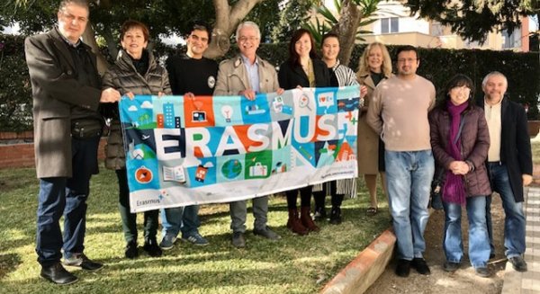 La UMA coordina un proyecto para fomentar el espíritu empresarial y la economía social en las personas mayores