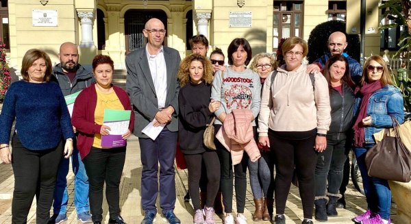 Adelante Málaga exige subrogar a las limpiadoras del IMV y volver a hacer público el servicio