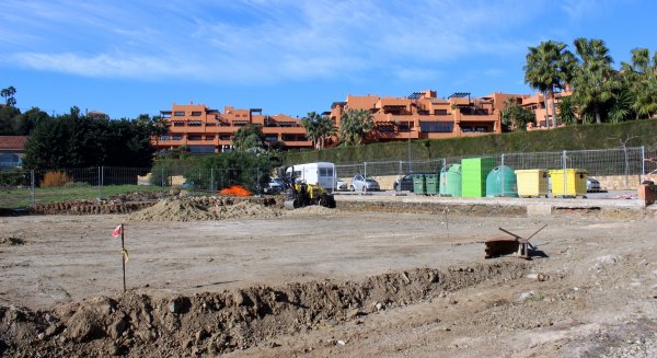 Estepona ejecuta una treintena de instalaciones deportivas gratuitas en la ciudad
