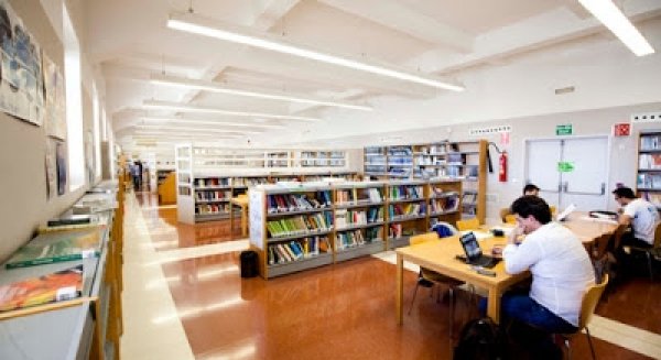 La biblioteca del Centro Cultural Pablo Ruiz Picasso amplía su horario con motivo del periodo de exámenes