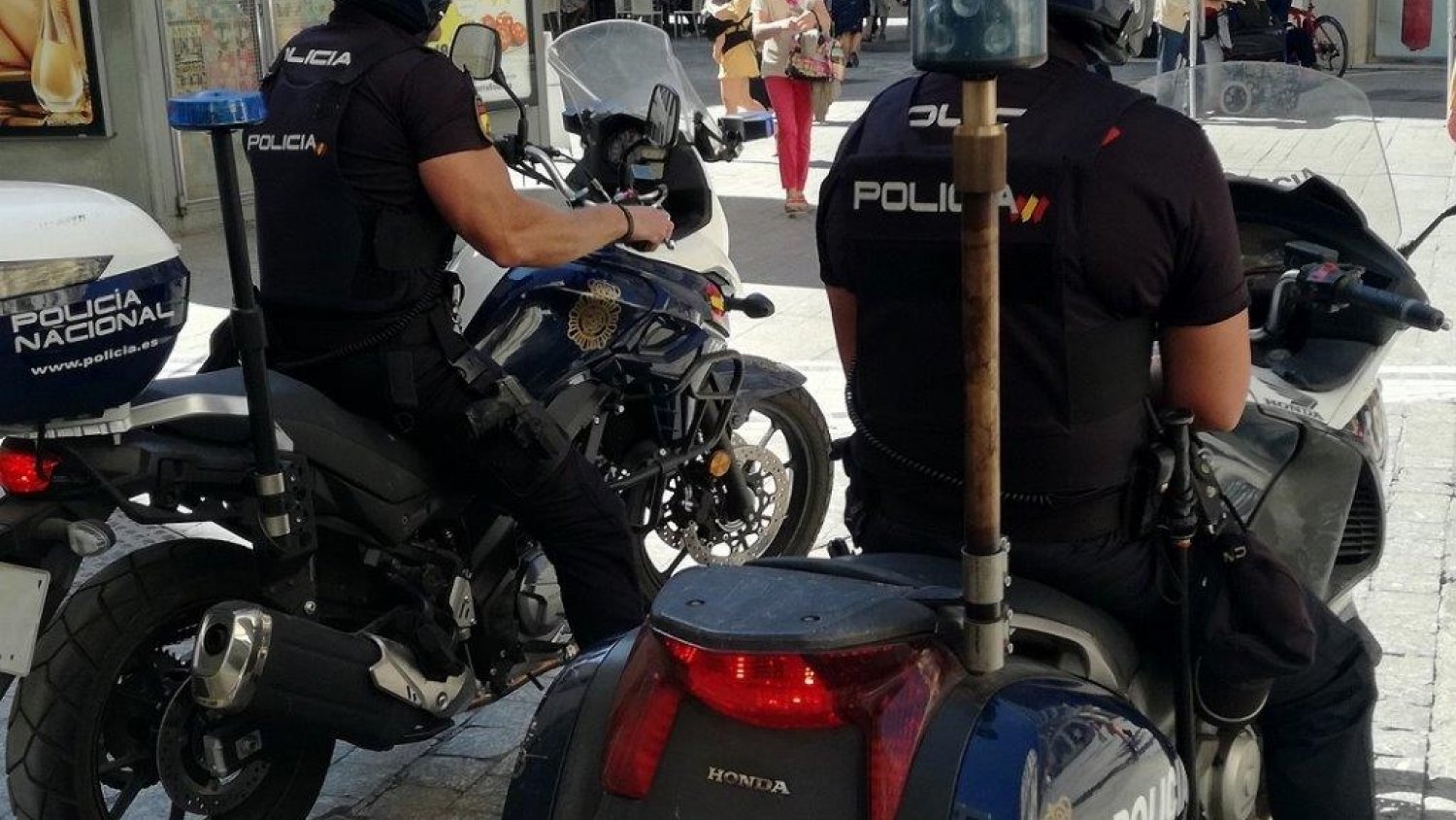 Socorren a un septuagenario impedido en Fuengirola tras recibir una notificación desde Interpol Manchester