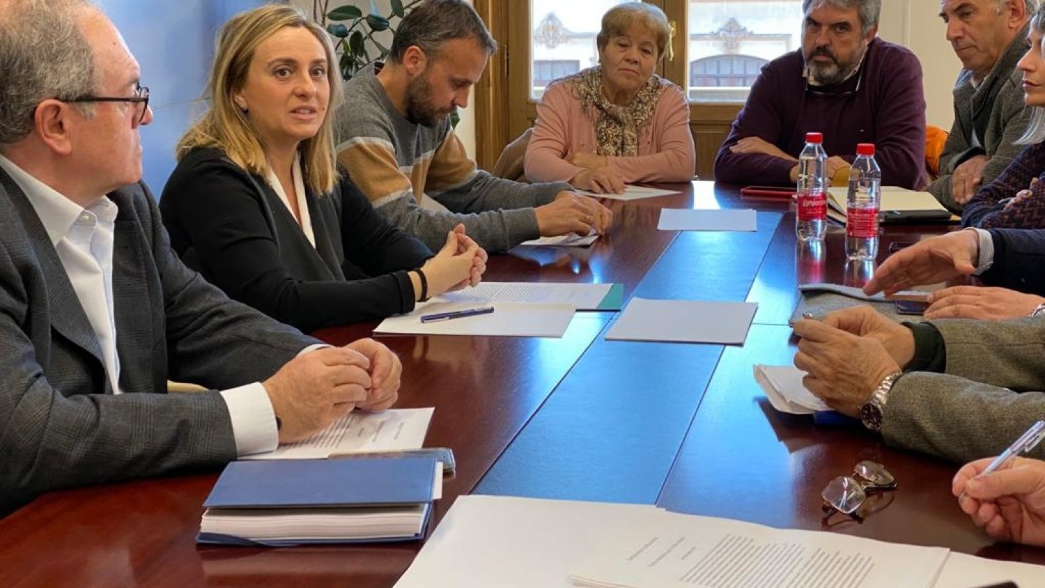 Marifrán Carazo se reúne con la Plataforma del Tren Rural y pide un debate “serio y sereno” al Estado