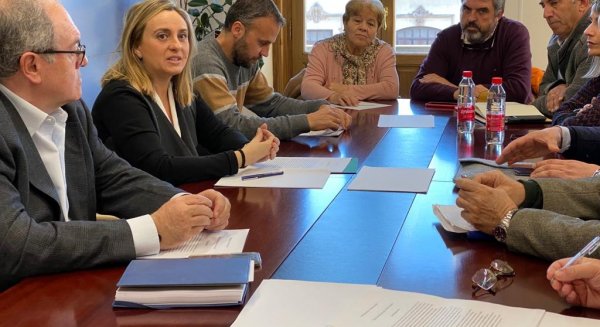 Marifrán Carazo se reúne con la Plataforma del Tren Rural y pide un debate “serio y sereno” al Estado