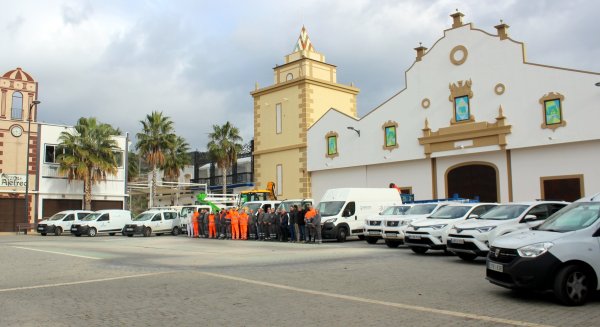 Estepona amplía la flota de brigadas operativas con 16 nuevos vehículos
