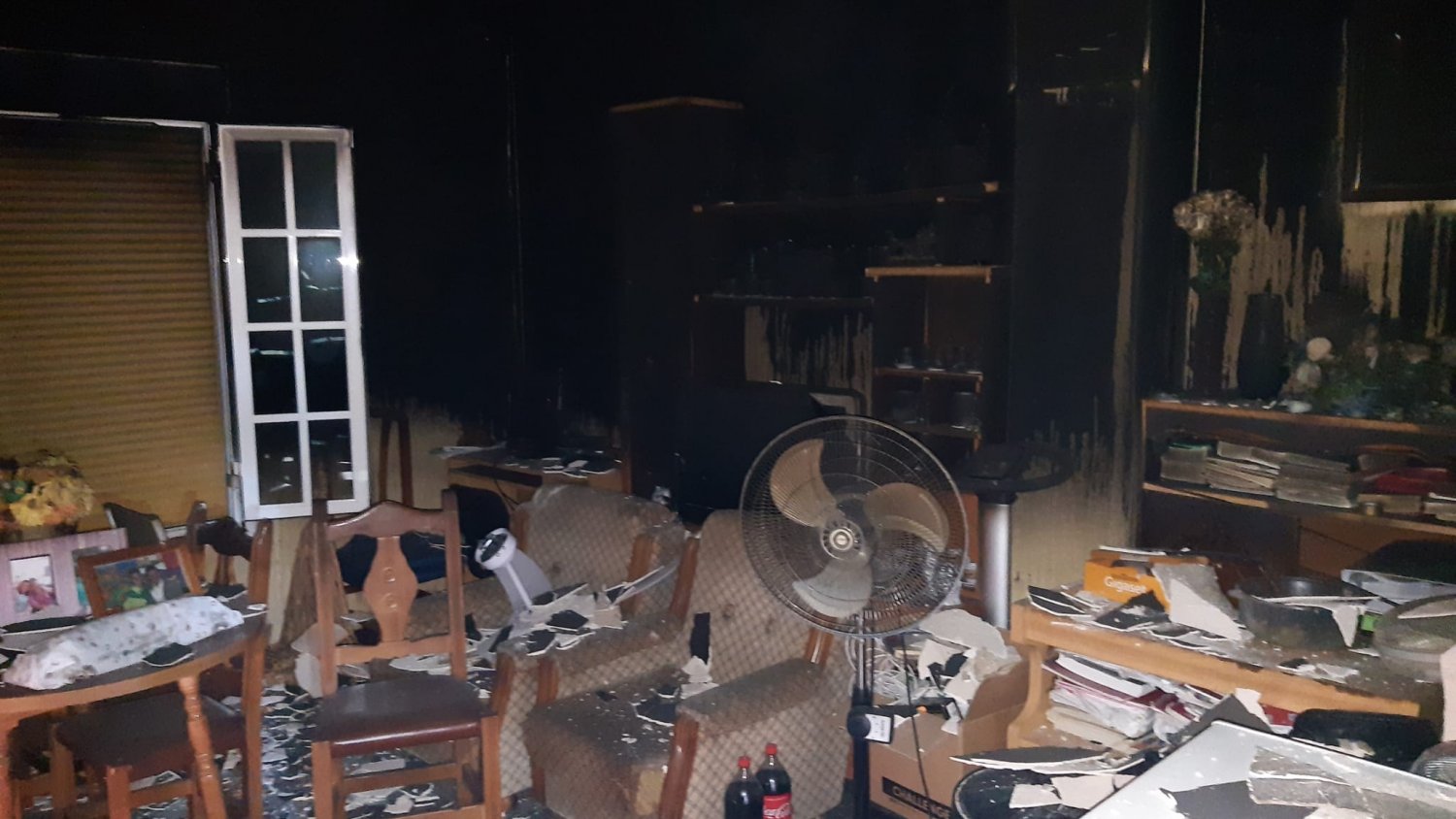 El Consorcio de Bomberos atiende en Málaga 15 incidencias el primer día del año con un fallecido en accidente de tráfico y tres incendios en viviendas
