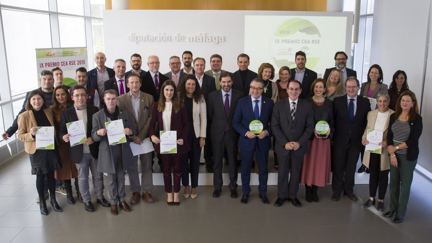 Premiada una iniciativa de la Diputación y la CEM para promover la responsabilidad social empresarial