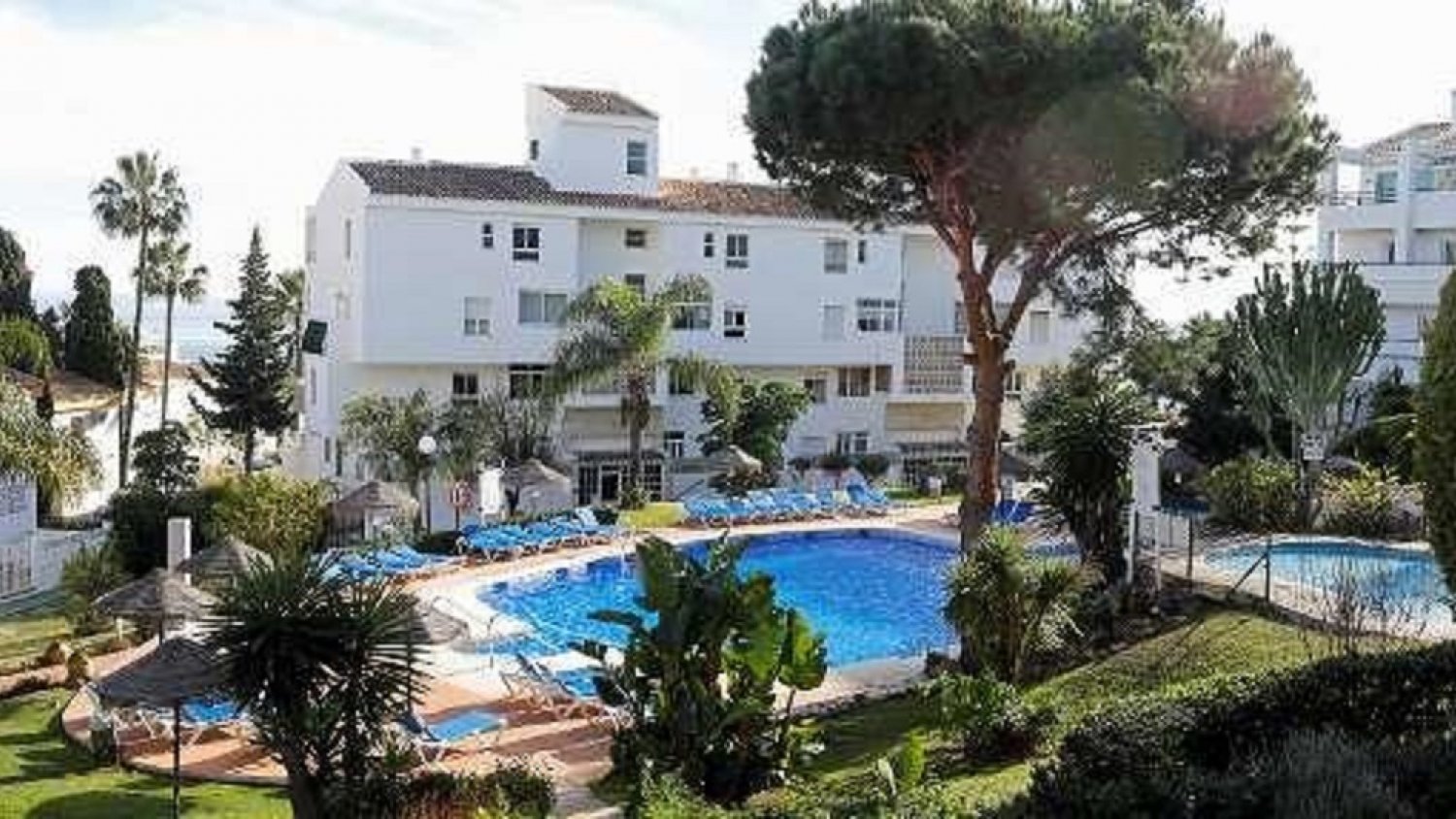 La autopsia confirma el ahogamiento de un padre y dos de sus hijos en una piscina de Mijas